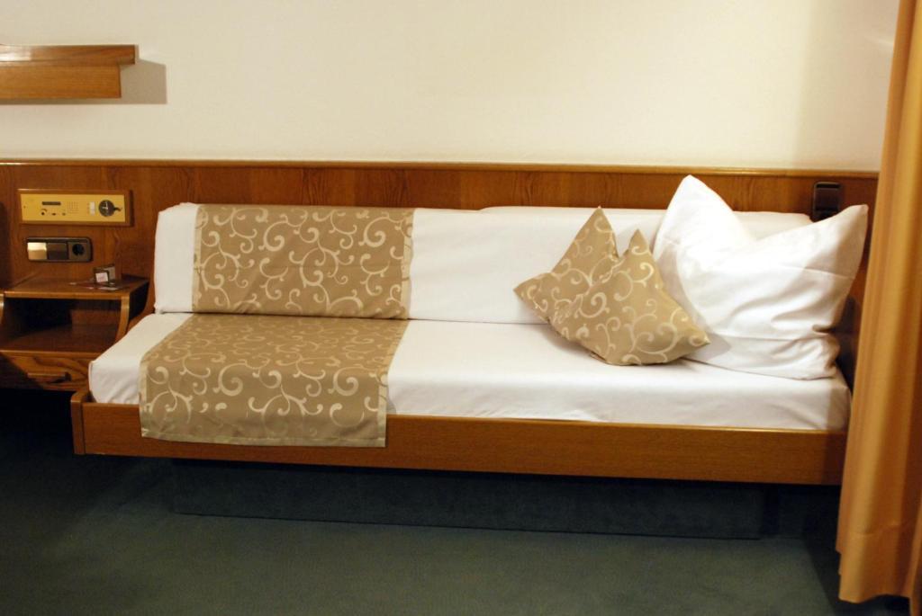Hotel Schuhs & Restaurant 3*